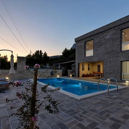 Villa Luxury Lucie Ii